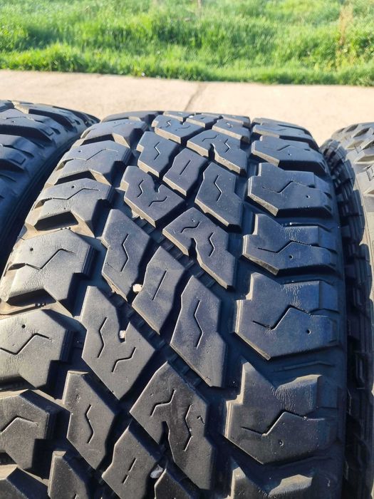 All Season 305/60 R18 COOPER Discoverer ST MAXX 0D - 33.00 - SW - 12.5