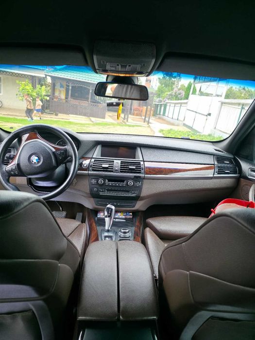 Vând BMW X5 E70 Facelift