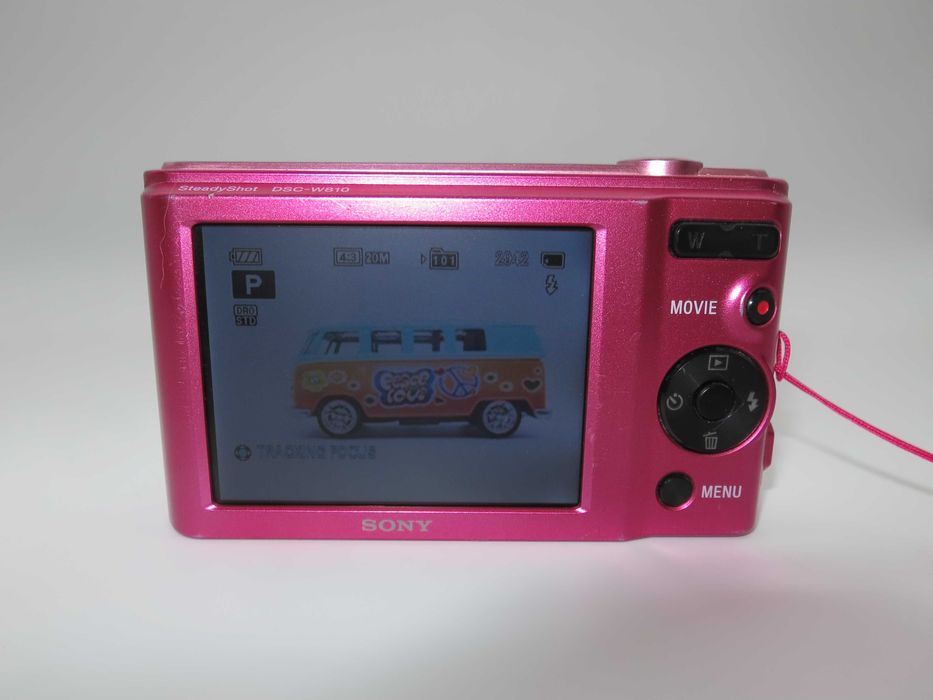 Sony Cyber-shot DSC-W810 ултра компактен цифрова фотоапарат, розова дигитална камера, 20 MP, 6x оптичен зум, отлично състояние