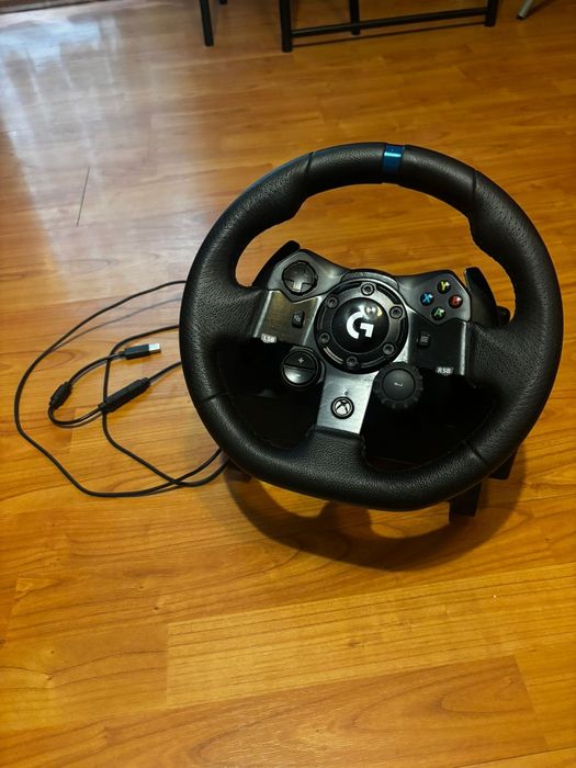 Volan cu pedale Logitech