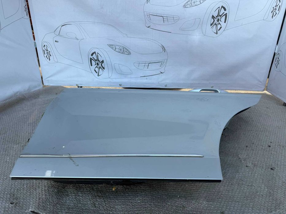 Ușă Spate Stânga Mercedes-Benz C-Class W204 Sedan Gri Cod OEM A2047300105 2011 / [2007-2014] / (11N)