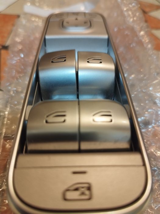 Оригинална конзола бутони Mercedes GLE 63 S AMG