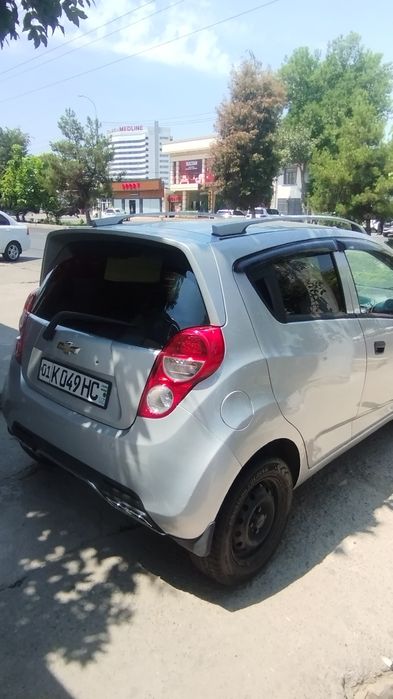Спарк сотилади .