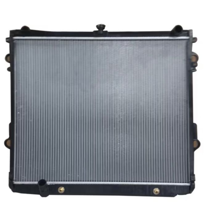 Land Cruiser 200 Radiator 6 Silindir