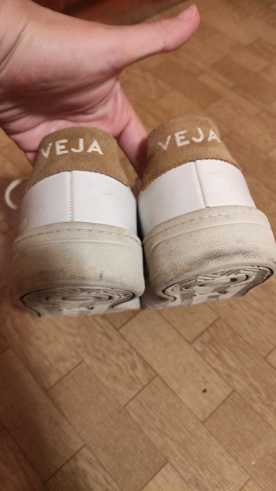 Дамски маратонки Veja v12