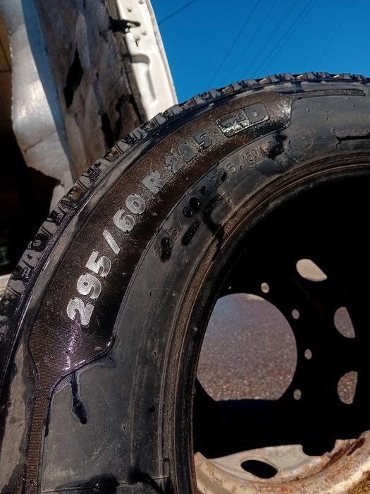 Anvelope 295 / 60 / 22,5 , dot 2020