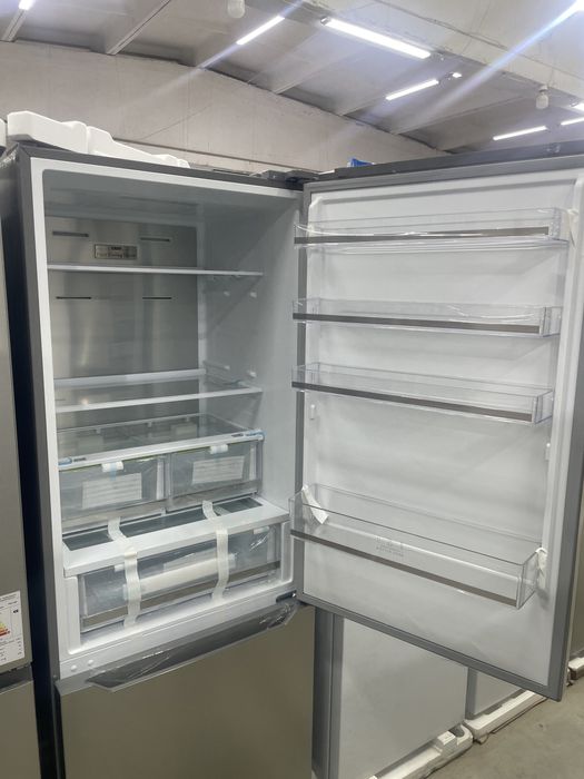 Продам Холодильник BLESK BL-572FXST