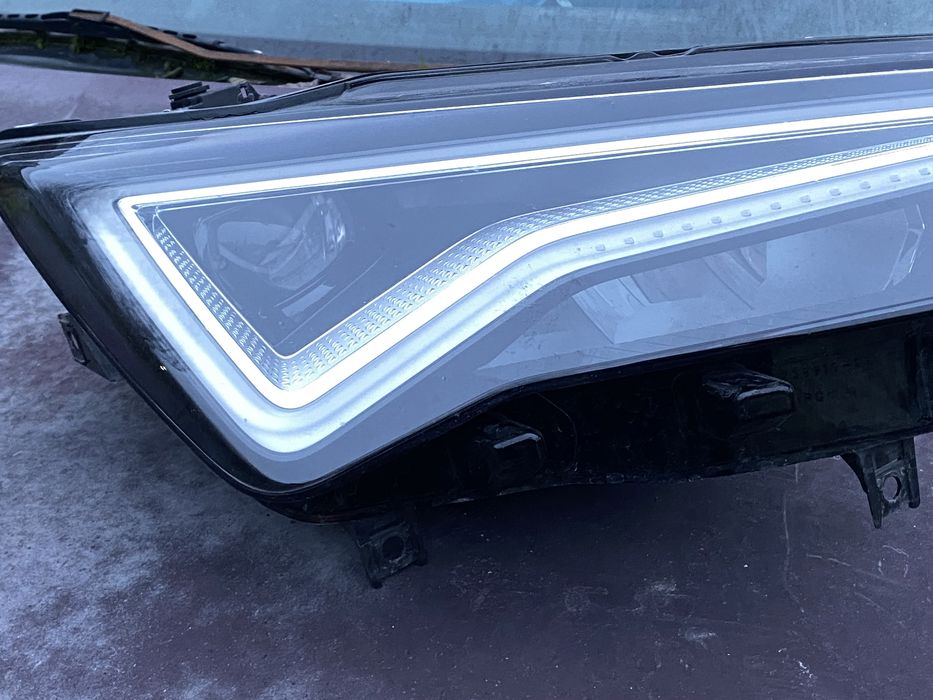 Far Seat Ateca Facelift 2020 - 2024 far dreapta led ATEca