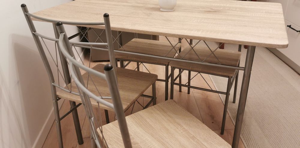 Masa dreptunghiulara +4 scaune