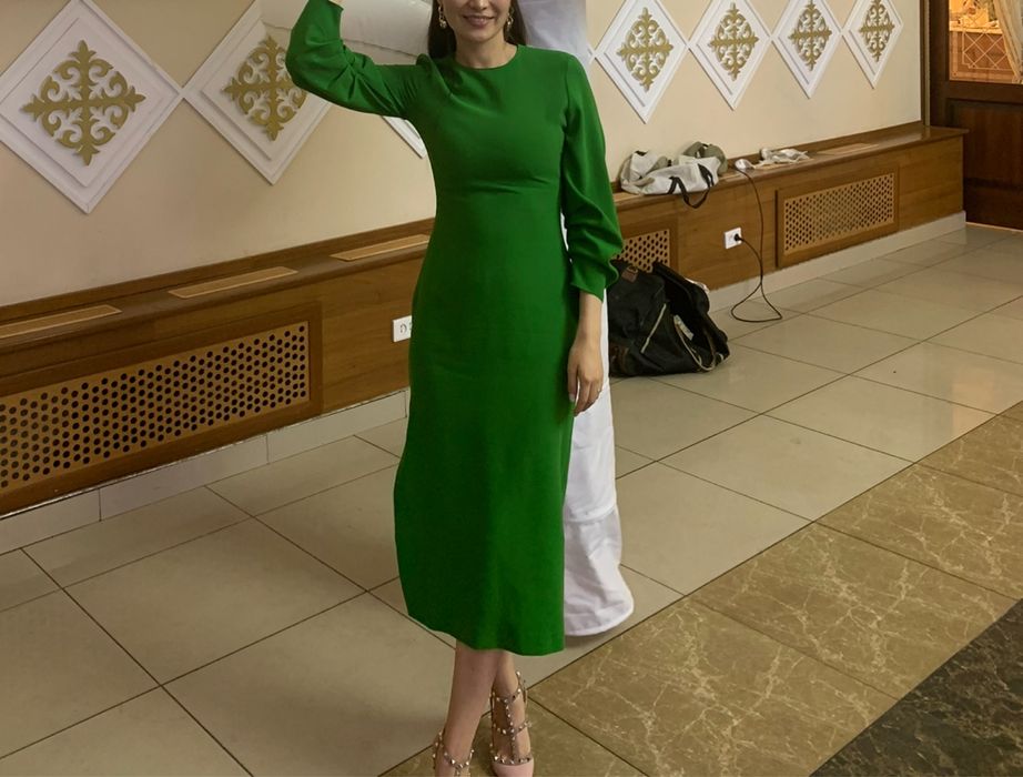 Платье вечернее