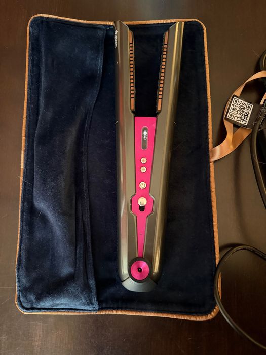 Преса за коса Dayson -безжична  corrale