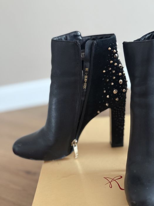 Женские ботильоны