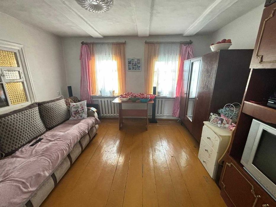 Продается дом на 2 -х хозяев в центре  Сортировки