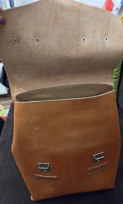 Rucsac piele deosebit
