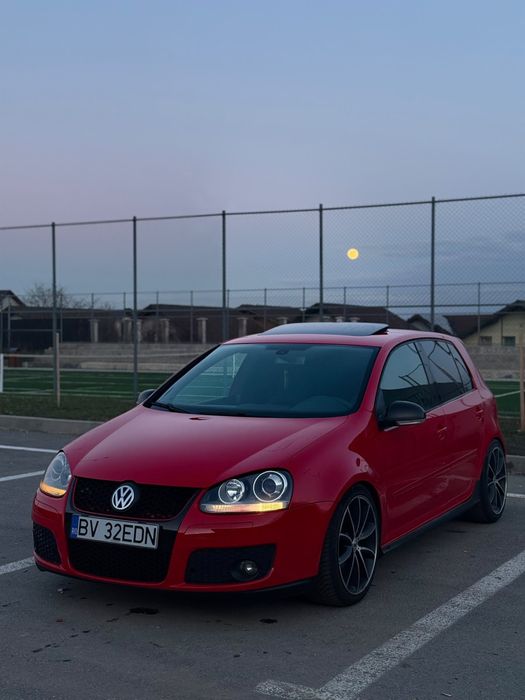 Vând Golf V GTI