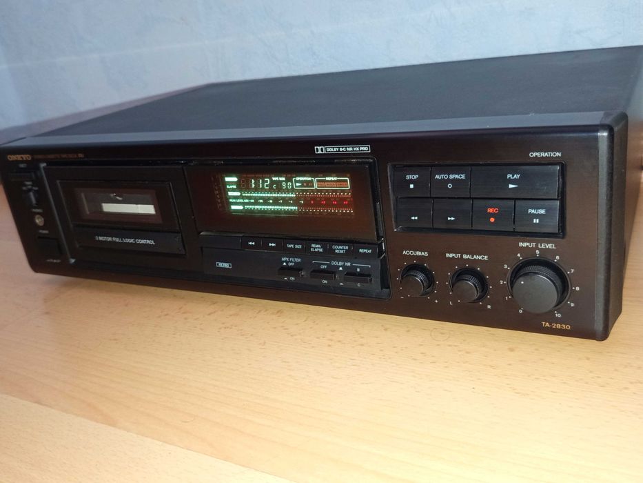 Колекционерски дек Onkyo TA-2830