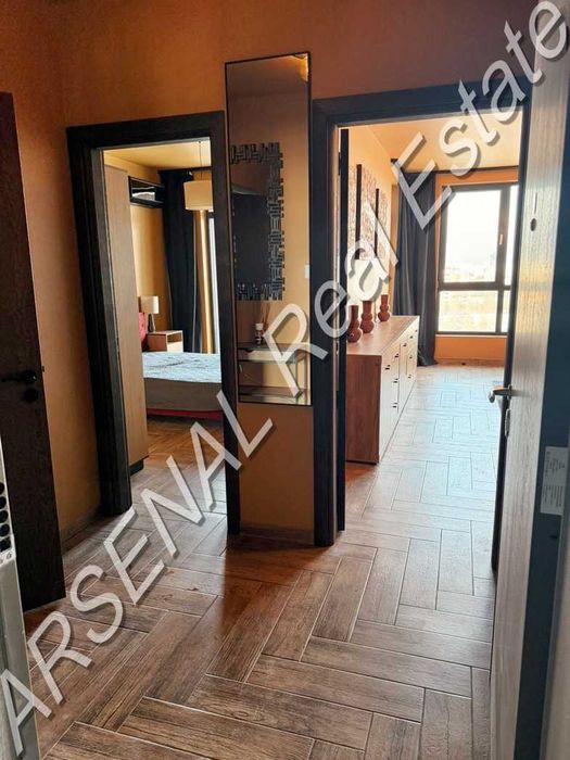 Луксозен двустаен апартамент под наем, Младост 4