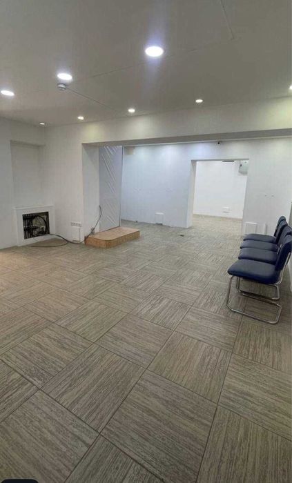 Аренда под офис 87м2 10 минут от метро Дружба, Коратош! 900$