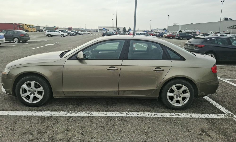 Audi A4 B8 2.0 TDI – 2009 – întreținut
