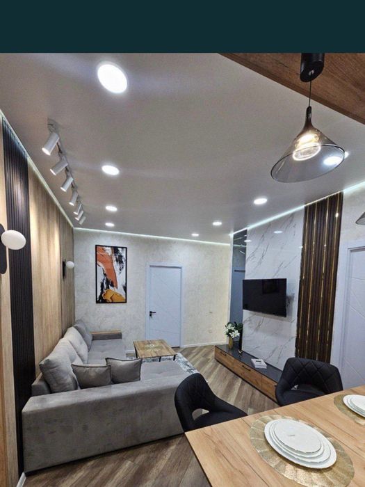 СРОЧНО Чиланзар 7 Квартал. 2*3х/ 1 / 4 комнат.