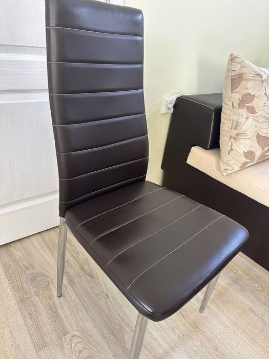 Кухненски столове