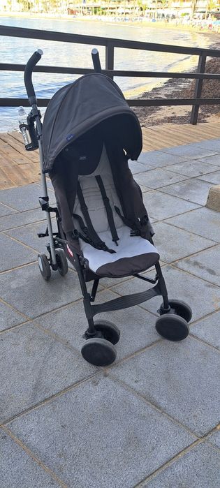 carut carucior bebe copii usor chicco impecabil