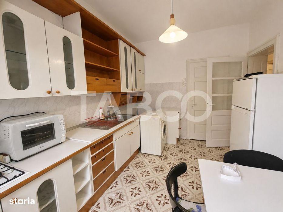 Apartament la casa de inchiriat 3 camere zona Sub Arini din Sibiu