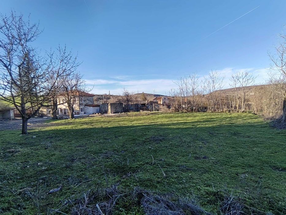 Къща в село Манастир