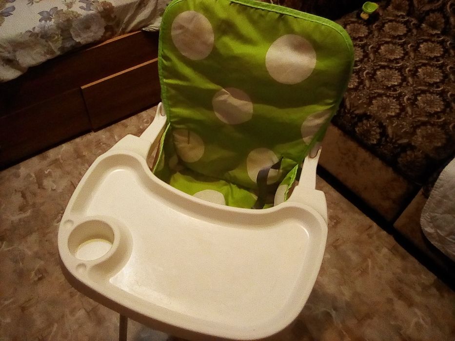 Стульчик для кормления