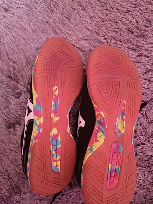 Маратонки mizuno