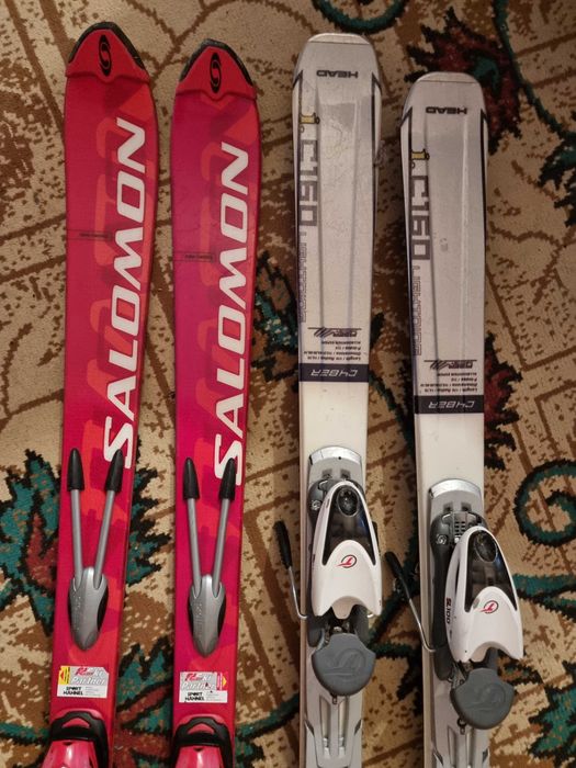 Vand 2 perechi de ski 168 si 170cm skiuri Hunedoara • OLX.ro