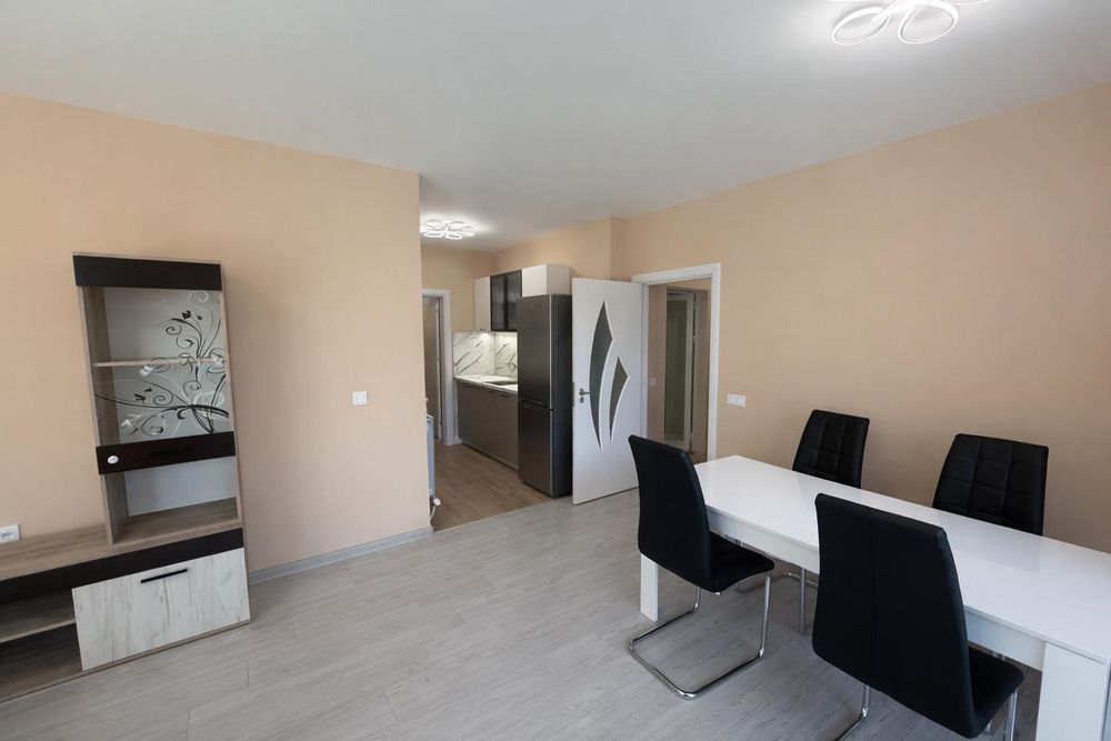 Дава се под наем Двустаен апартамент в София, Люлин 5 - 72 кв.м за 638.01 € - Снимка #2