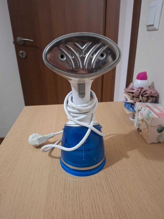 Уред за гладене с пара