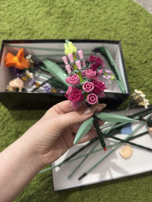 Лего Цветы 2000тг