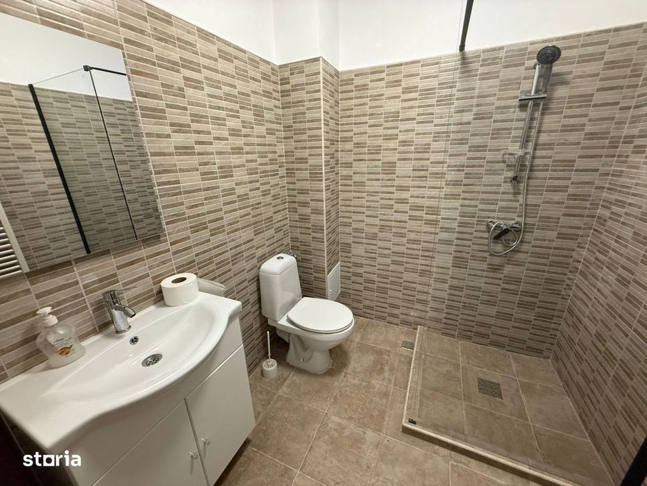 Casa, P+1, 130 mp utili, 261 mp teren, cartier Rovine, zona Frigorifer