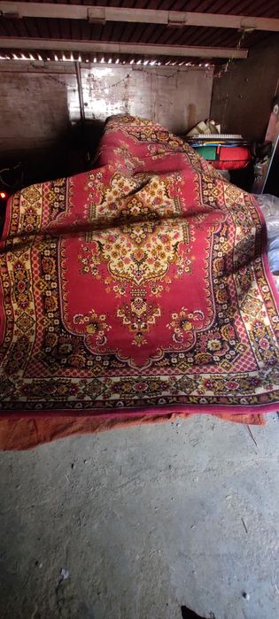 Два ковра в очень хорошем состоянии недорого