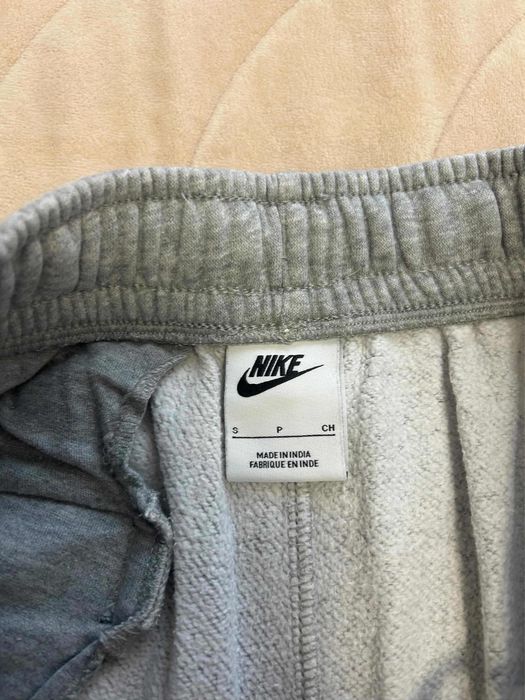 Nike долнище S размер