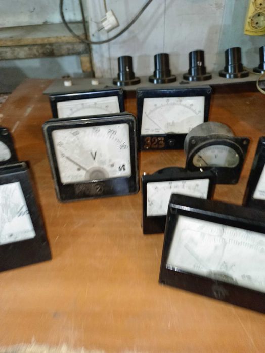 Микроамперметры, вольтметры стрелочные