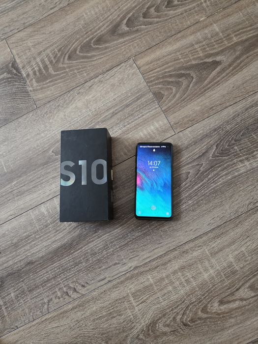 samsung s10 в хорошем сост