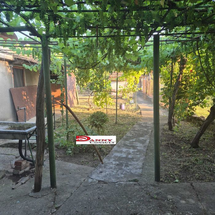 Продава се Къща в Велико Търново, Акация - 70 кв.м за 686 €/кв.м - Снимка #1