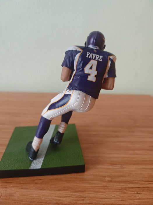 Brett Favre memorabilia Vikings , висококачествена склуптура Брет Фавр