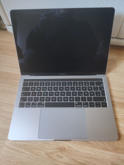 Macbook Pro 13 2019 TouchBar A2159 Emc 3301