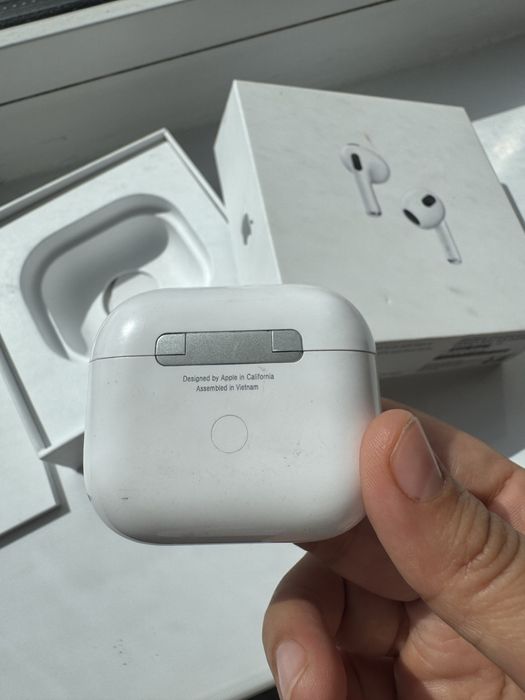 Airpods 3 оригинал с коробкой