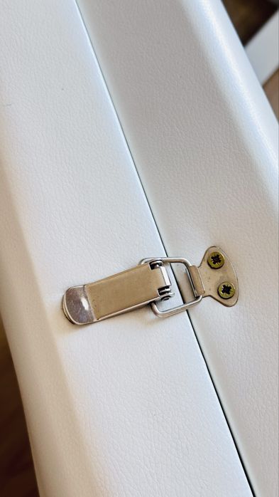 Кушетка массажная