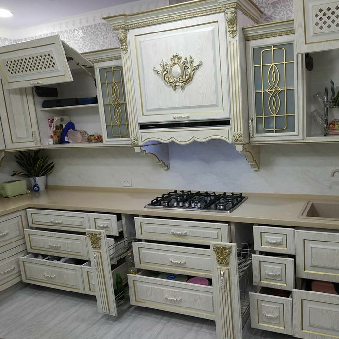 Кухонный мебель на заказ