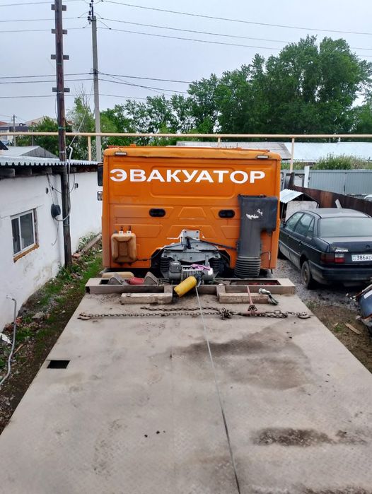 Продам эвакуатор.