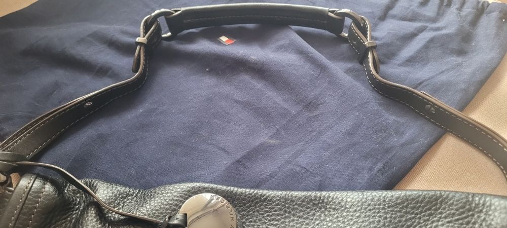 Чисто нова, естествена кожа, Tommy Hilfiger