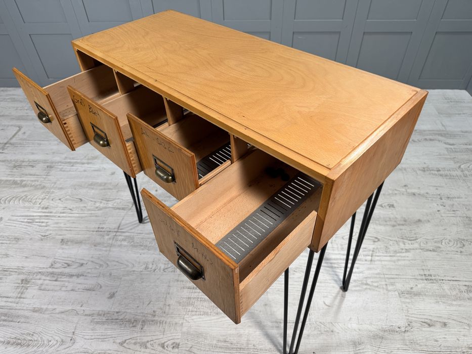 Конзолно шкафче в индустриален стил Г473