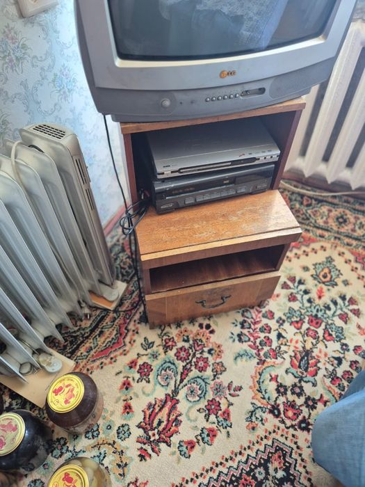 Кровать 2спалка, шифоньер, 2 тумбочки