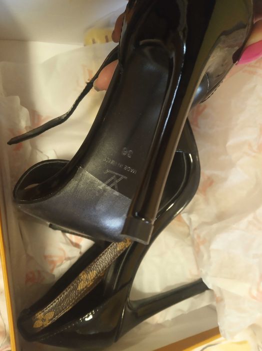 Уникални  Сандали LV